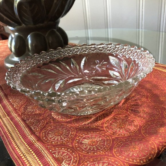 Vintage American Brilliant Cut Floral Pattern Glass Bowl 1930's - Picture 3 of 5